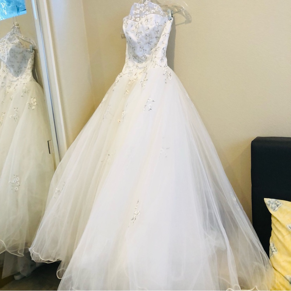 Morilee Wedding Dress SIZE 4